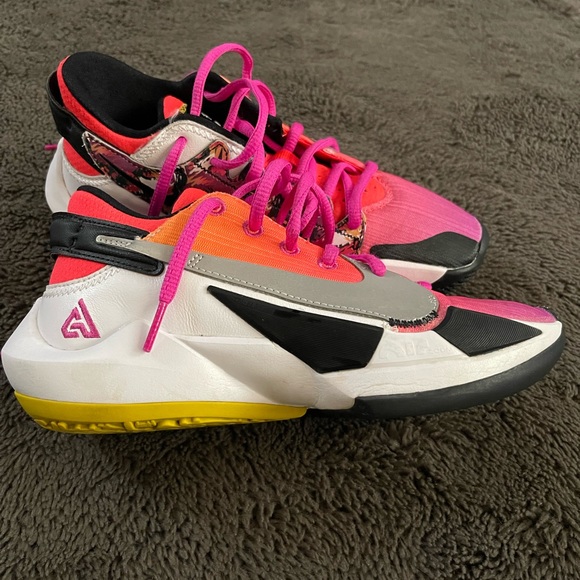 charles and veronica basketball shoes